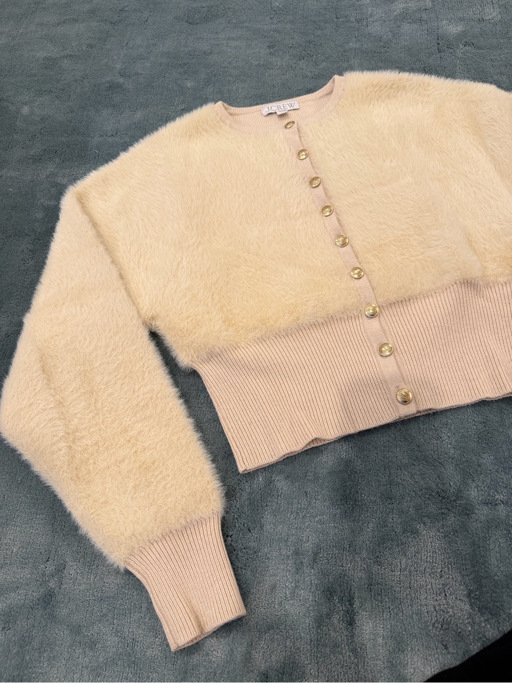 J.CREW
Fitted-Waist Cardigan Sweater in Fuzzy Yarn - Aged Sand Color - Picture 4 of 5